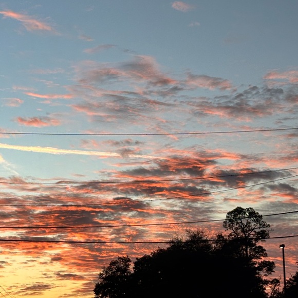 March12th at 12:00 PM EST PAJAMAS, LOUNGE WEAR, ROBES, & COZY VIBES - Picture 2 of 3